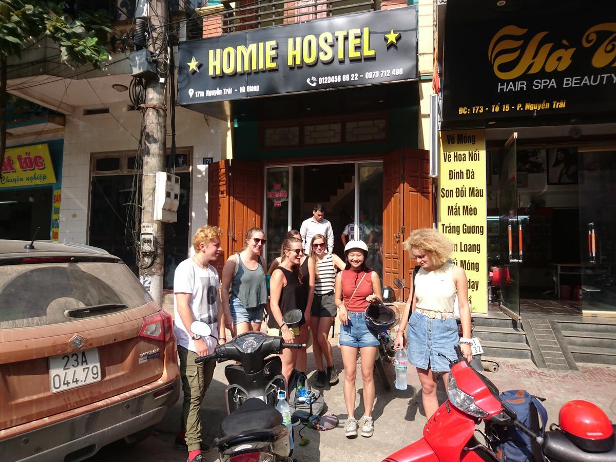 Homie Hostel & Tour Ha Giang Exteriér fotografie